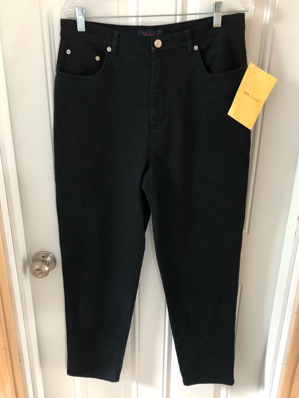 NWT Denim & Co. Black Stretch Jeans Size 14